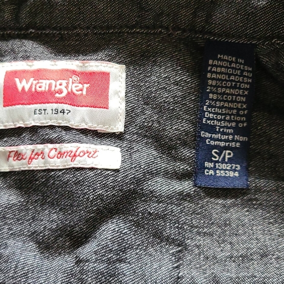 NWOT Wrangler Shirt - Picture 2 of 4